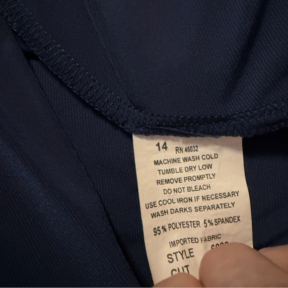 🌹𝐒𝐎𝐔𝐓𝐇𝐄𝐑𝐍 𝐋𝐀𝐃𝐘 𝐍𝐀𝐕𝐘 𝐅𝐀𝐍 𝐓𝐀𝐈𝐋 𝐆𝐎𝐋𝐃 𝐀𝐂𝐂𝐄𝐍𝐓𝐒 𝐌𝐀𝐗𝐈 𝐃𝐑𝐄𝐒𝐒 - Picture 6 of 8